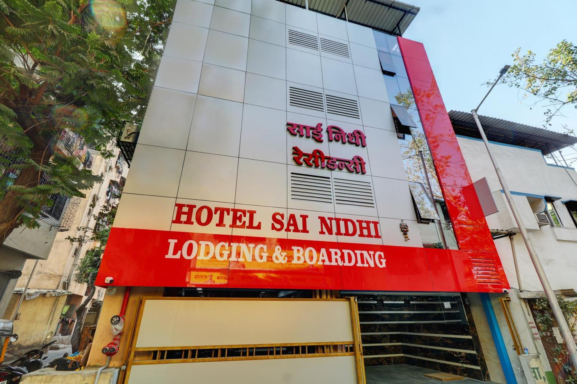 Sai Nidhi Residency Hotel Nova Bombaim Exterior foto