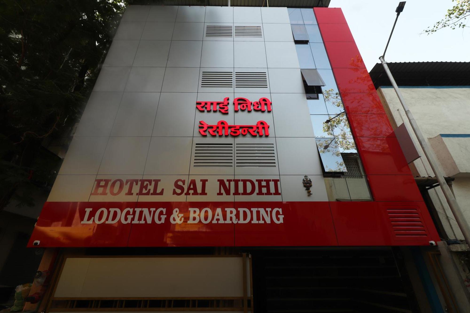 Sai Nidhi Residency Hotel Nova Bombaim Exterior foto