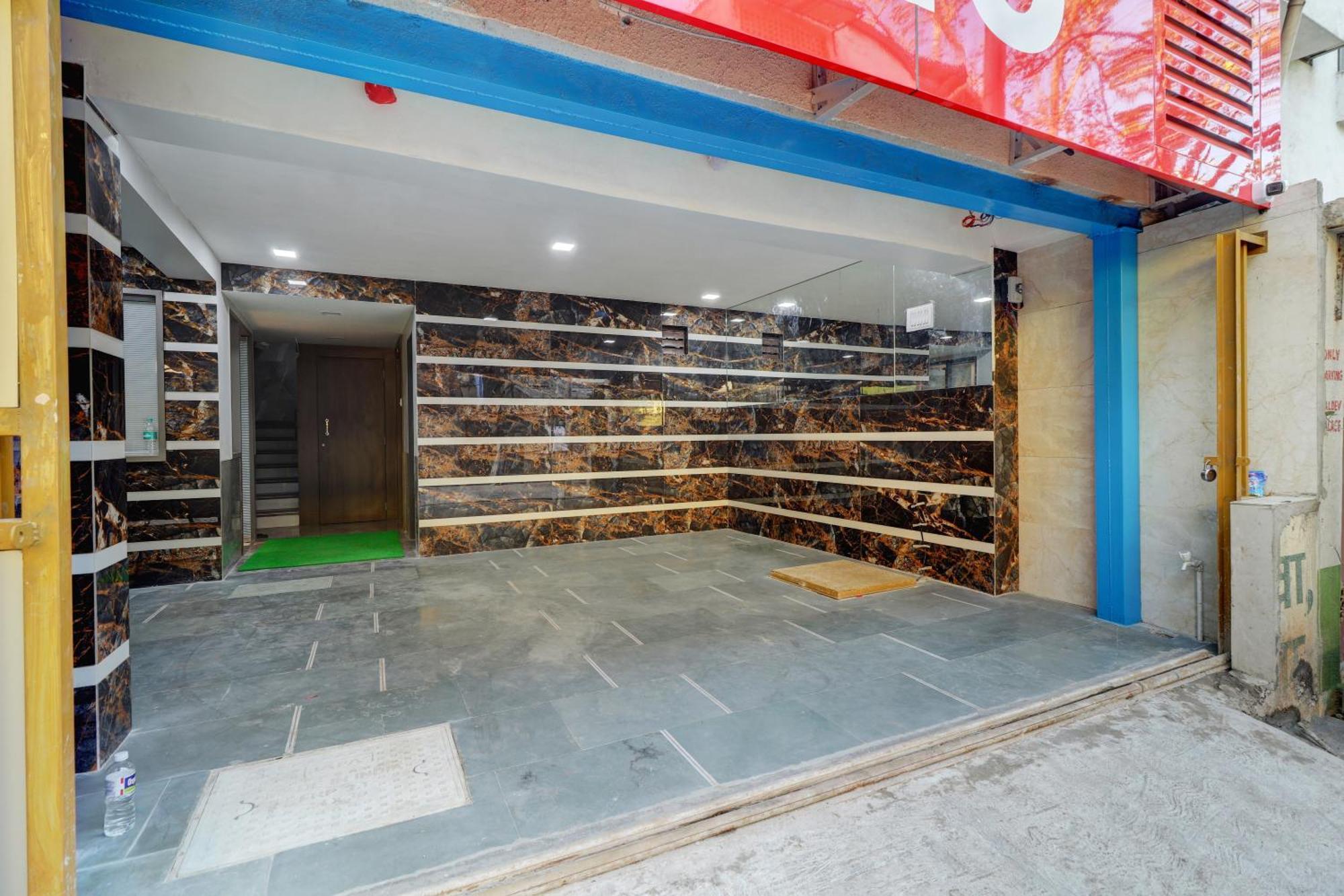 Sai Nidhi Residency Hotel Nova Bombaim Exterior foto